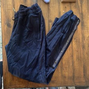 Lululemon windbreaker pants